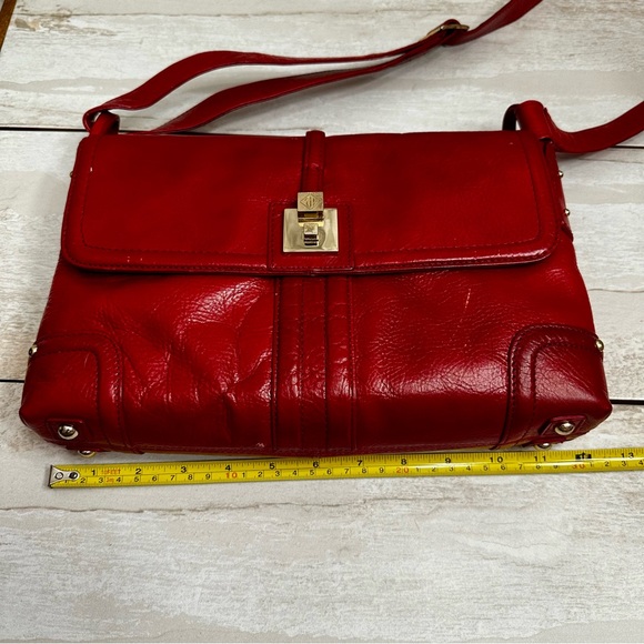 Eileen West Red Shoulder Bag Brass Hardware Coin Purse Vintage Vibe Classic Rich - Picture 11 of 16